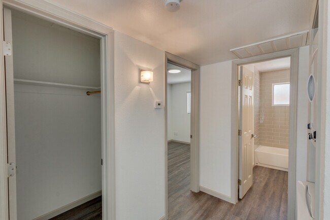 Building Photo - $0 First Month Rent! Remodeled 2 Bed Casita w/ Private Patio, W/D & Pool
