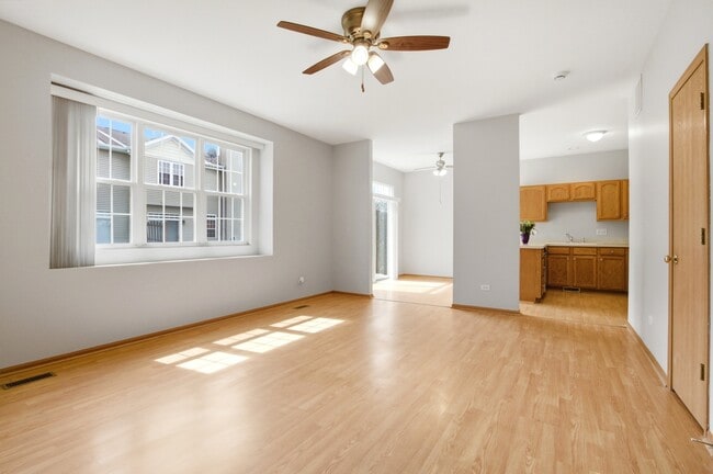 Building Photo - 3864 Pathfinder Ln