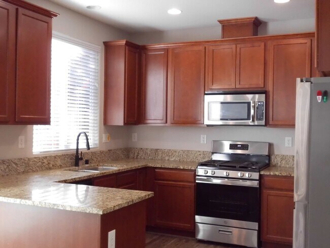 Building Photo - 207 Coulter Way