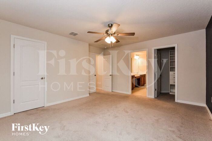 Building Photo - 3124 Armstrong Spring Dr