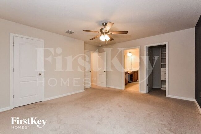 Building Photo - 3124 Armstrong Spring Dr