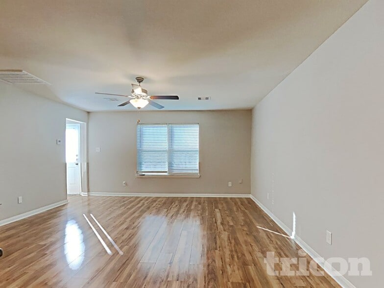 Building Photo - 25040 Authors Dr