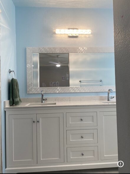 Building Photo - 928 Bello Rd