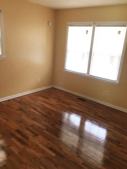 Building Photo - 2051 Martin Luther King Dr Lumberton, NC 28358