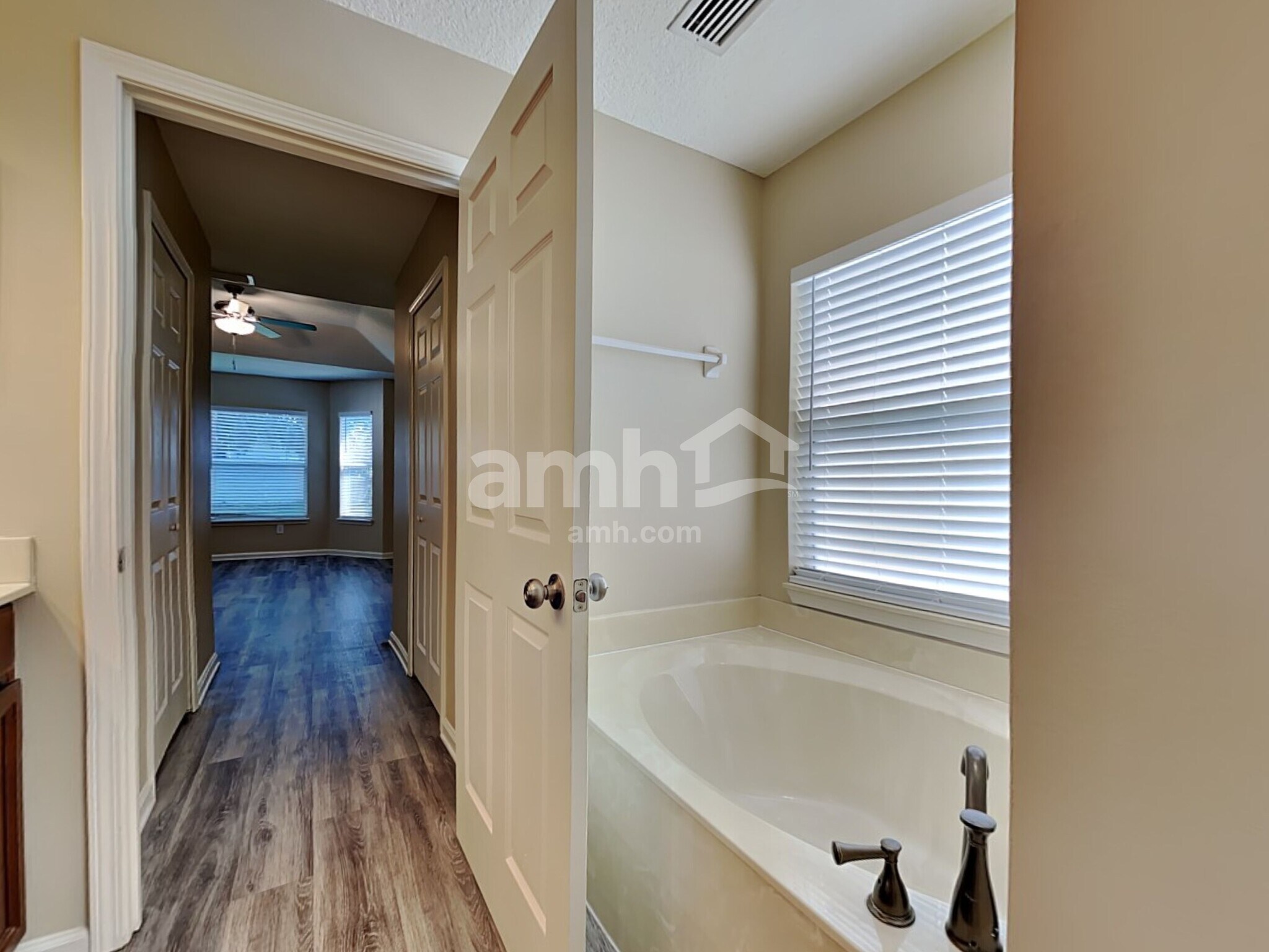 Building Photo - 947 Silver Spring Ct
