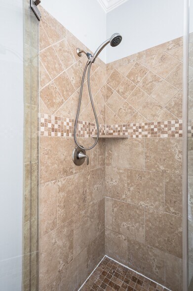 Building Photo - 6428 Holly Trace Ct