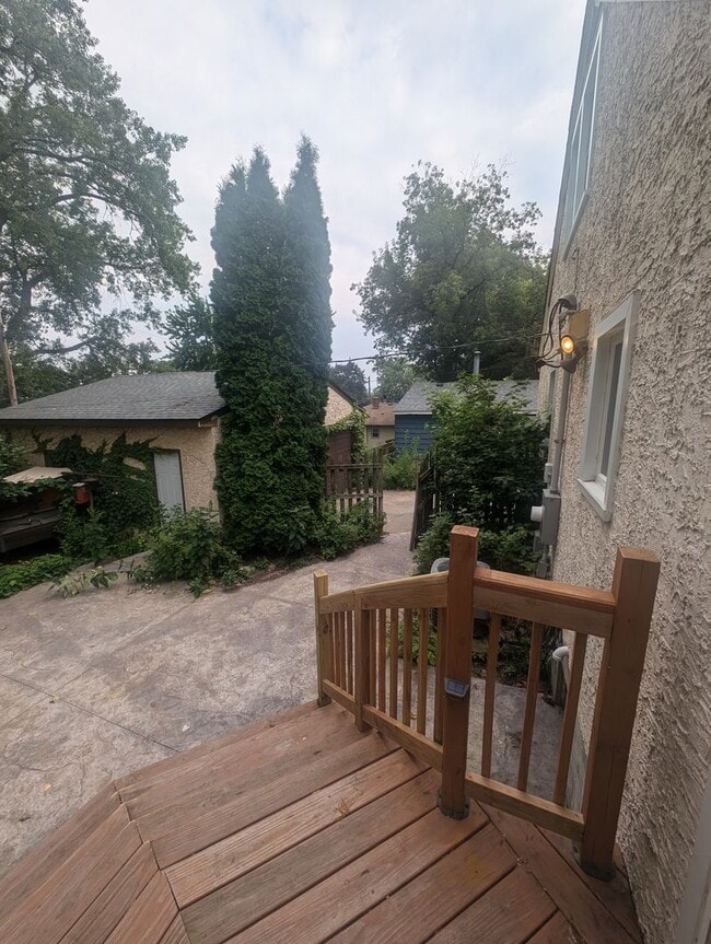 Building Photo - Charming Garden Oasis in West St. Paul – Fire Pit, Pond & Prime Location!