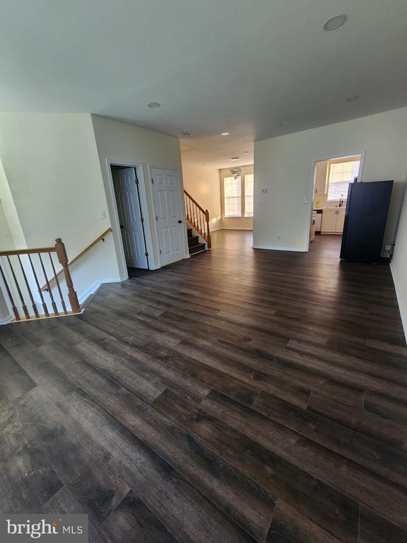 Building Photo - 14120 Silver Teal Way