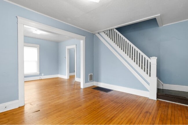 Building Photo - 35 Auburn Ave