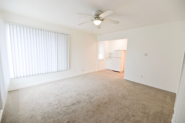 Building Photo - 217 Avenida Cabrillo