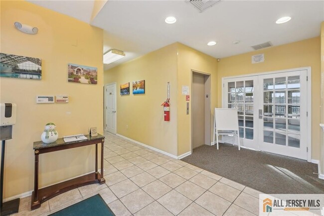 Building Photo - 103 Berkshire Dr