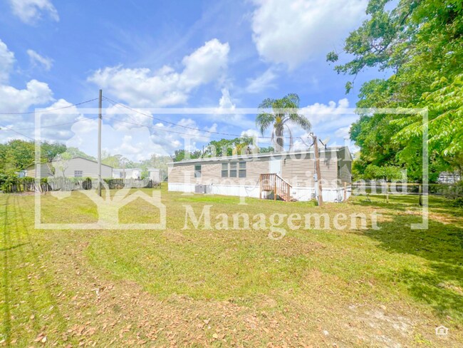 Building Photo - 3230 J And J Manor Rd