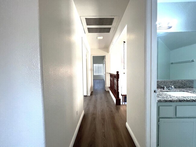 Building Photo - Spacious 4-Bedroom Home with Large Backyard in Moreno Valley