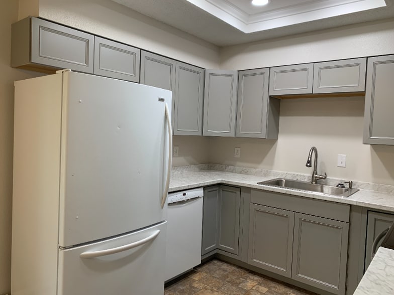 Building Photo - 2335 55th St