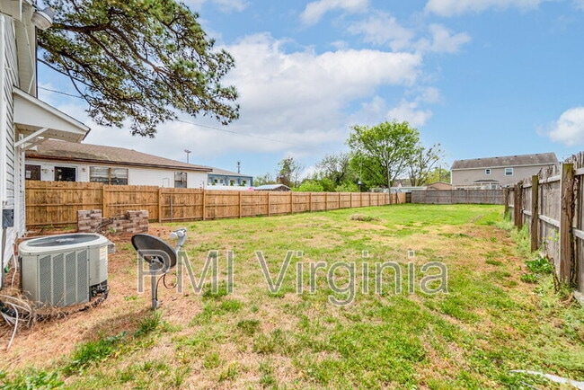 Building Photo - 4217 Dunning Rd