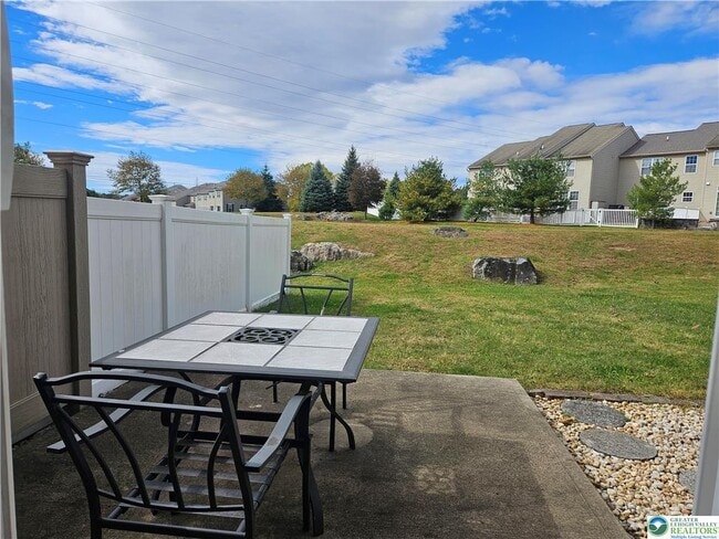 Building Photo - 311 Blue Sage Dr