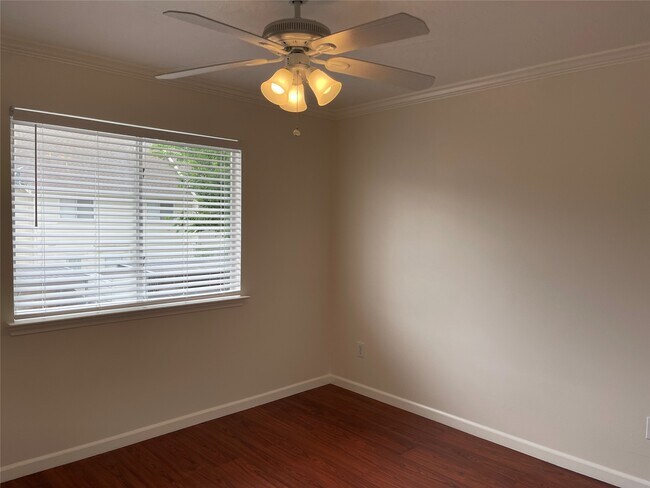 Building Photo - 11735 Alief Clodine Rd