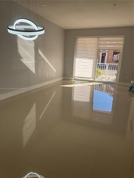 Building Photo - 7250 NW 177th St