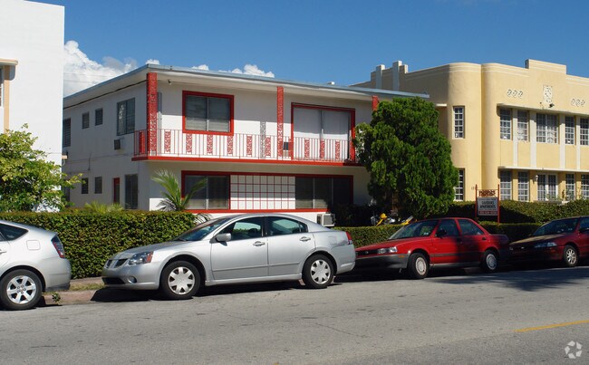 Building Photo - Davedors Apartments