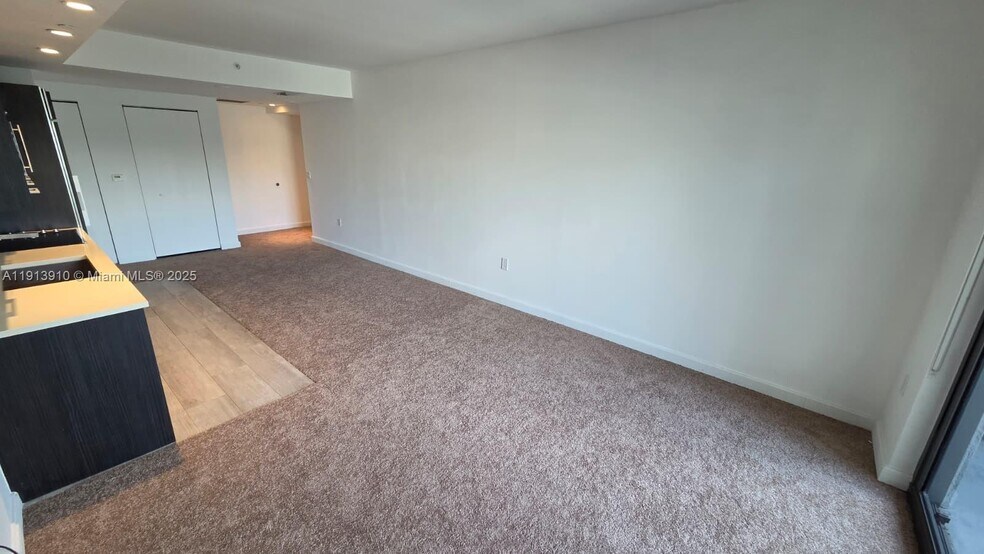 Building Photo - 45 SW 9th St