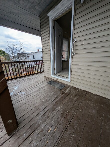 Building Photo - 634 Susquehanna Ave