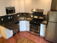 Building Photo - 2 bedroom in Chicago IL 60618