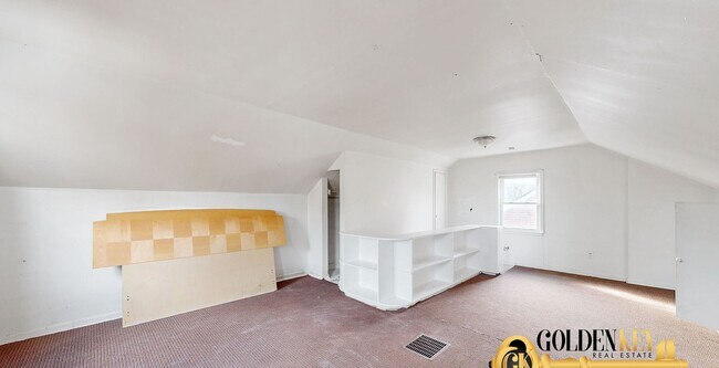 Building Photo - Eastside Detroit 3 bedroom Home Close to A...