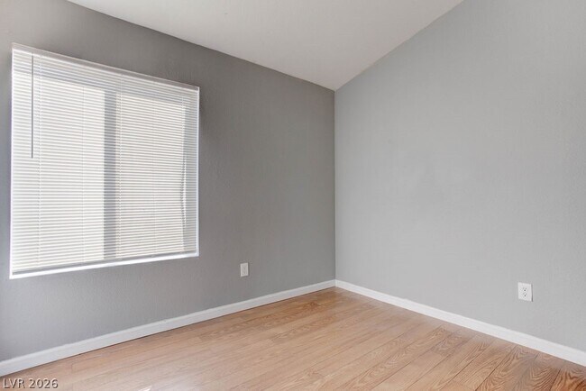 Building Photo - 1716 Anchor Dr