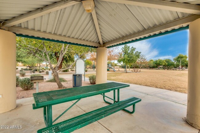 Building Photo - 1345 W Musket Way