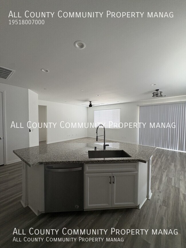 Building Photo - 33067 Muscadelle Ct