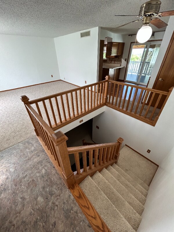 Building Photo - 1307 3rd West Hill Dr