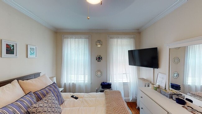 Building Photo - 1bed in Allston is available in 9/1 No broker fee!