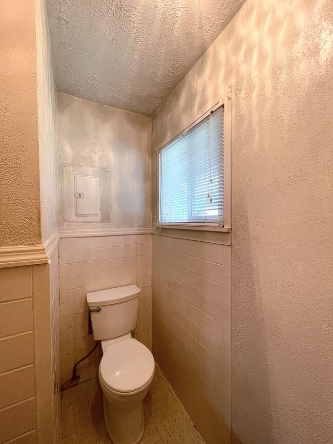 Building Photo - 3 Bed 2 Bath Home in Arlington