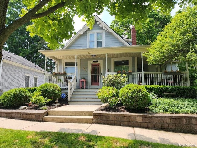 Building Photo - 227 West St