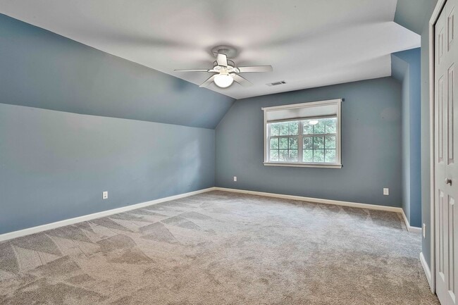 Building Photo - Luxury Millpond Manor Home in Starr’s Mill...