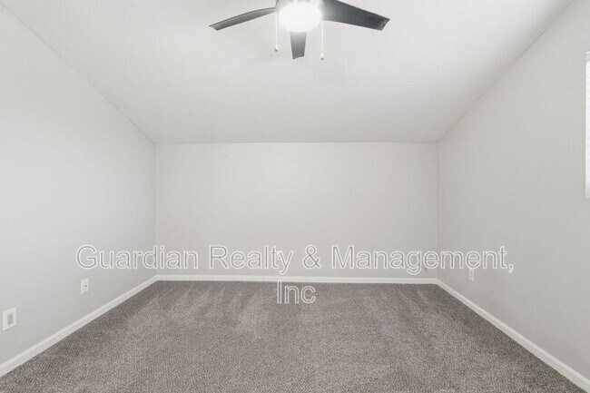 Building Photo - 4397 S Potter Dr