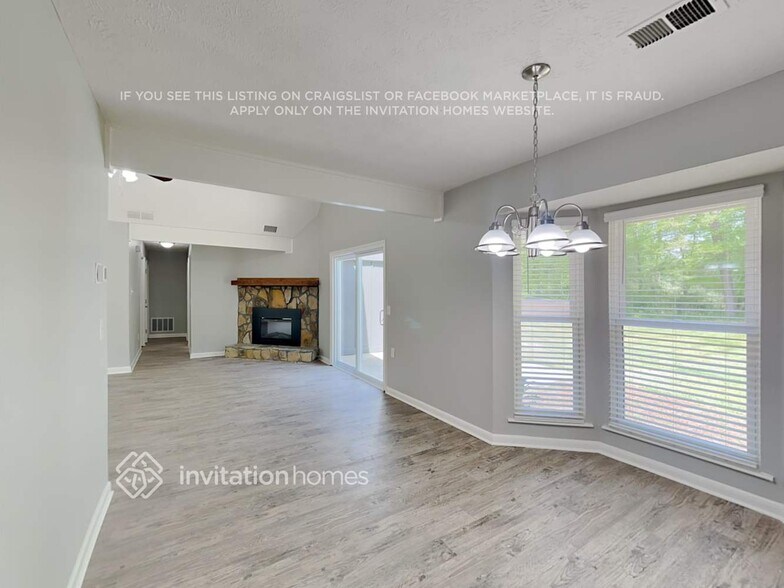 Building Photo - 3363 Holly Ridge Trail SW