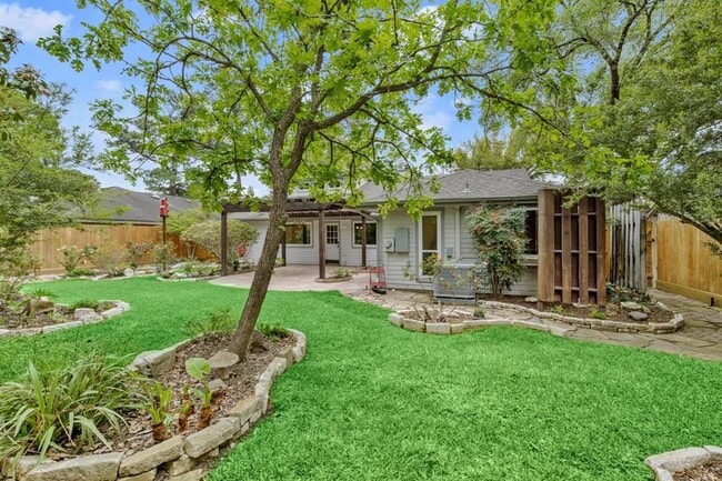 Building Photo - 13426 Nevermore Dr