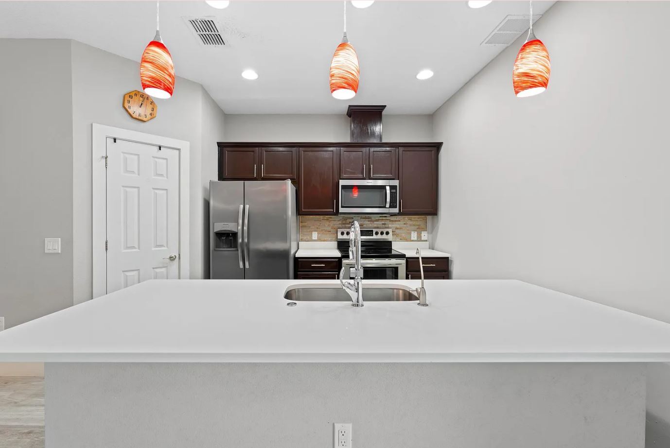 Building Photo - 450 Flamingo Ct