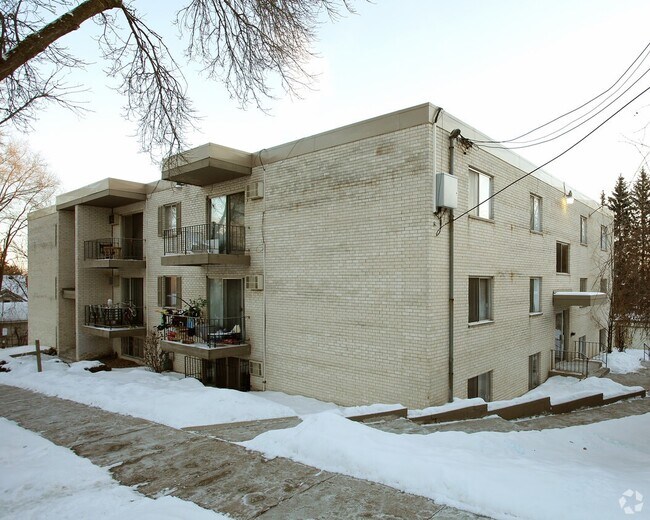 Building Photo - 756 Hall Avenue Apartments