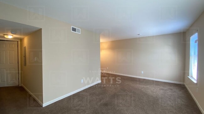 Interior Photo - Club View Apartments
