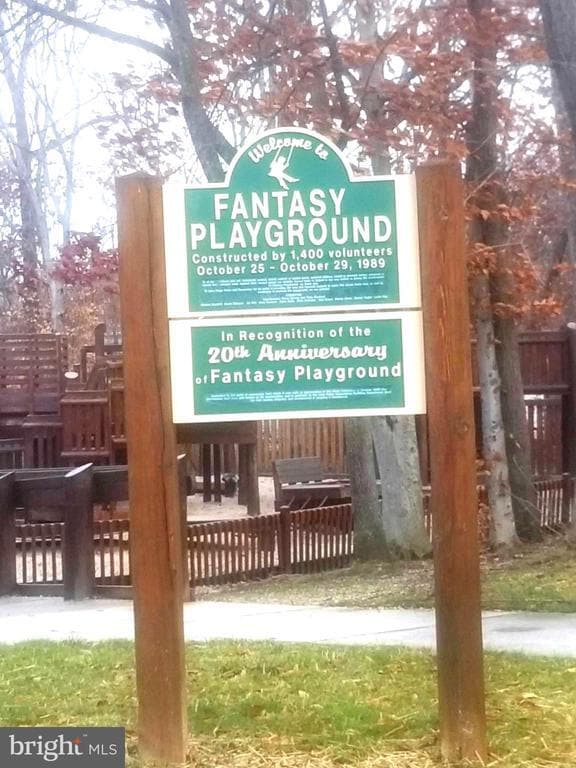 Building Photo - 2919 Seminole Rd