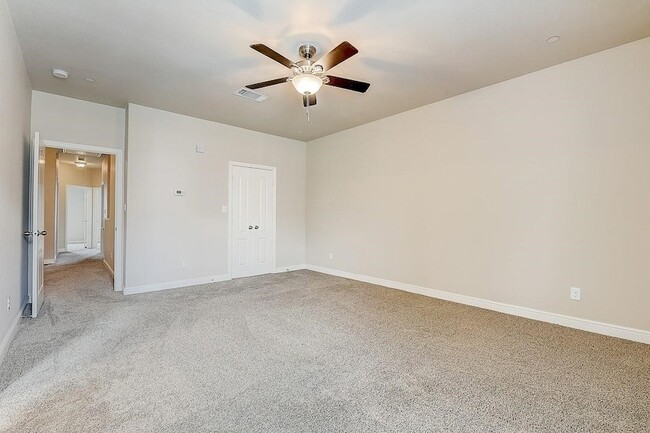 Building Photo - 2518 Adam Ln