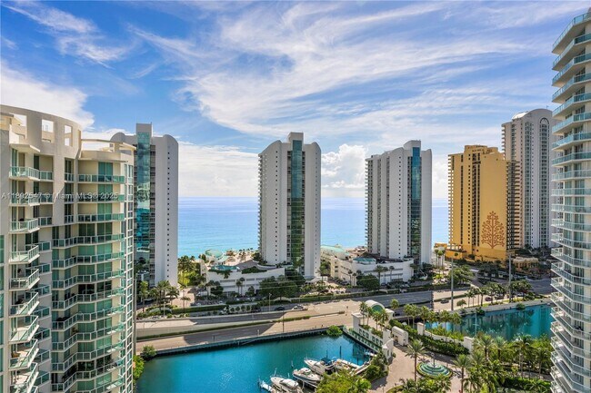 Building Photo - 200 Sunny Isles Blvd