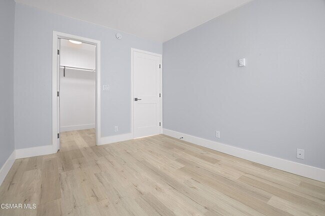 Building Photo - 2556 Spinnaker Ave