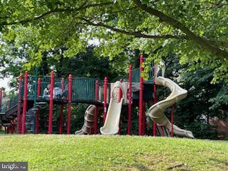 Building Photo - 1015 Veirs Mill Rd