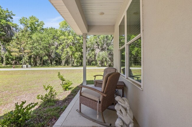 Building Photo - 3 Bedrooms, 2.5 Baths, and Endless Coastal Charm in Townsend, GA