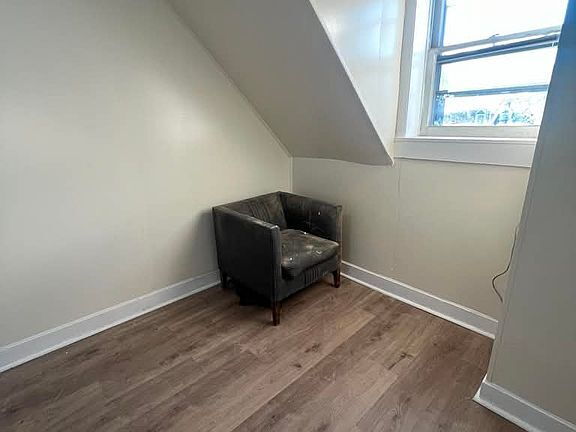 Building Photo - Single family home