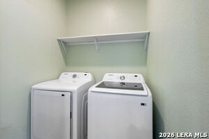 Building Photo - 419 San Manuel Ave