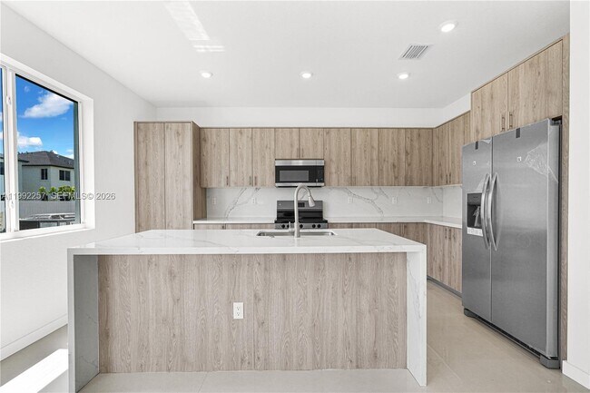 Building Photo - 22431 SW 125th Ave